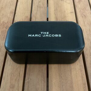 Marc Jacobs Hard Shell Clamshell Eyewear Replacement Case in Black